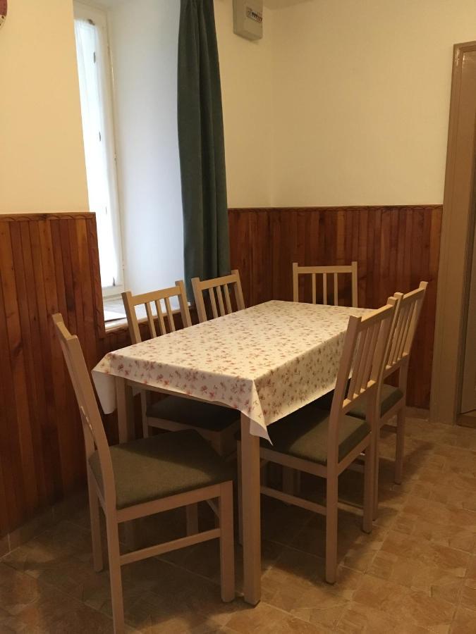Dévényi Vendégház Csesznek Exterior foto