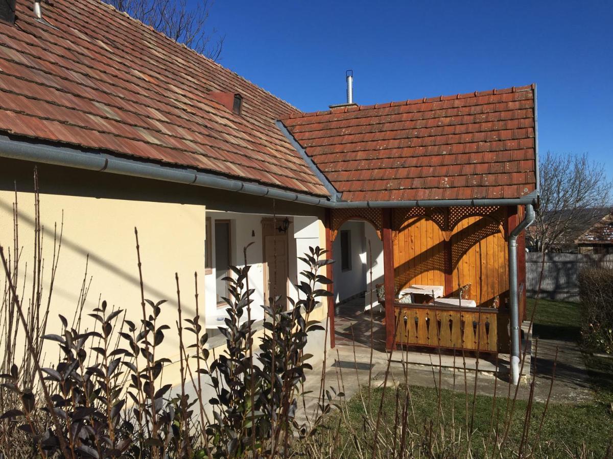 Dévényi Vendégház Csesznek Exterior foto
