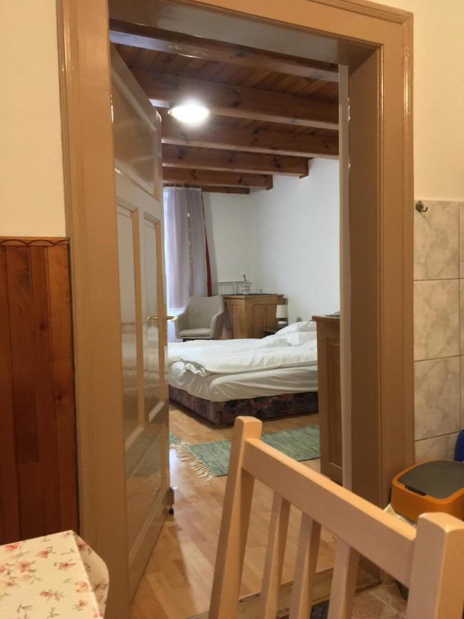 Dévényi Vendégház Csesznek Exterior foto